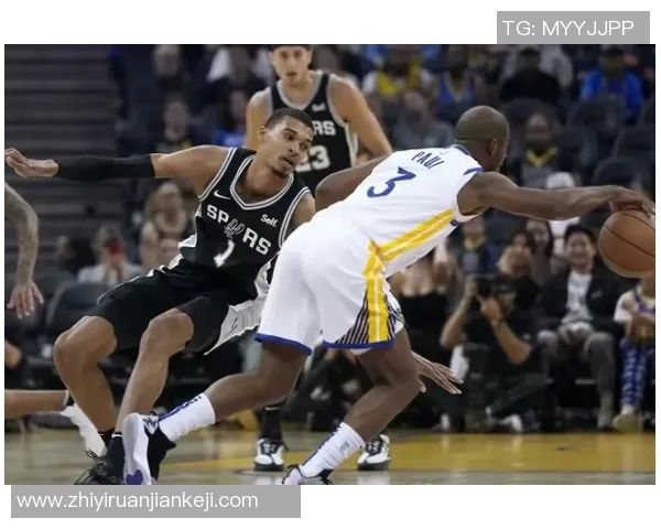 2018年活塞与马刺季前赛精彩对决回顾与分析