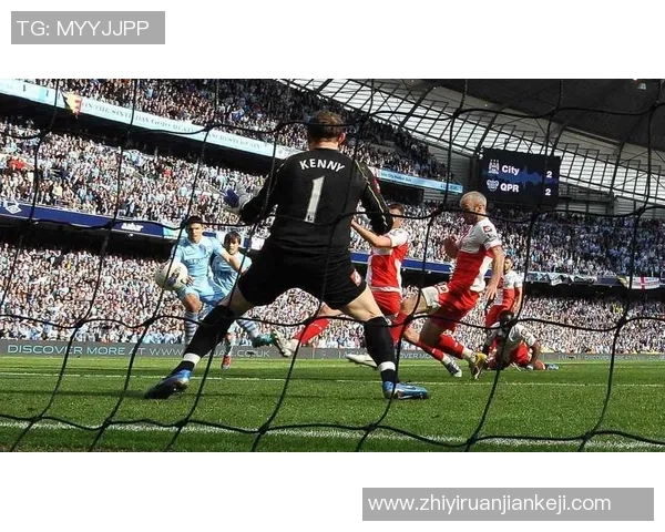 诺伊尔因重伤缺席赛季拜仁急寻德赫亚补位救火