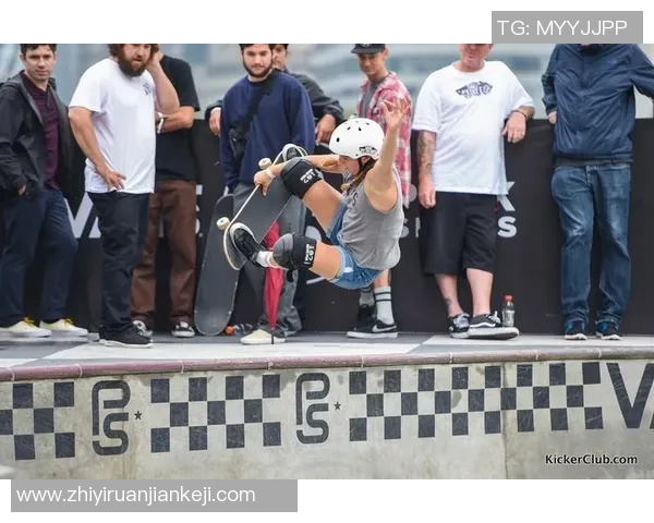 南京滑板队与深圳滑板队速度较量赛后分析与精彩回顾