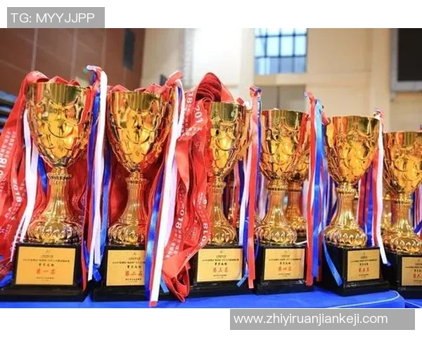 全国锦标赛回顾：深圳篮球队默契配合展现团队实力与战术执行力