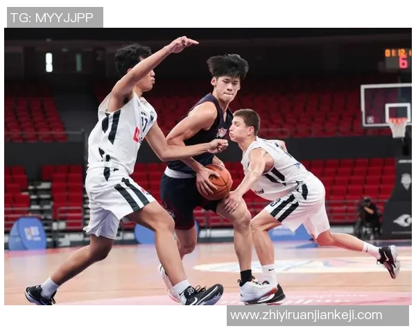 上海篮球队速度之争引发热议球迷观点各异探讨战术与表现